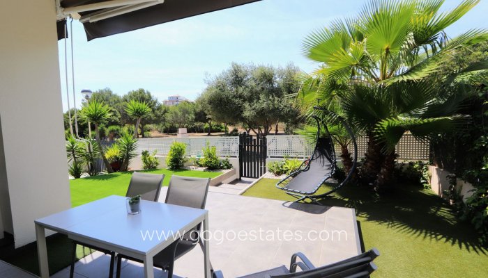 Te koop - Huis - Vrijstaande Villa - Orihuela - La Zenia