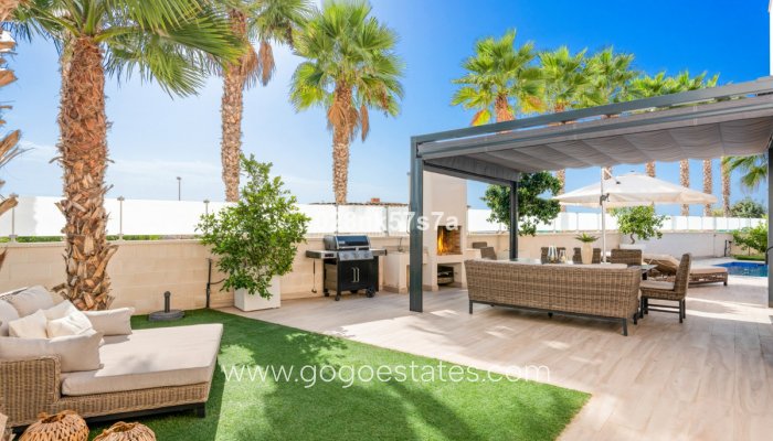 Te koop - Huis - Vrijstaande Villa - Orihuela - Lomas de Cabo Roig