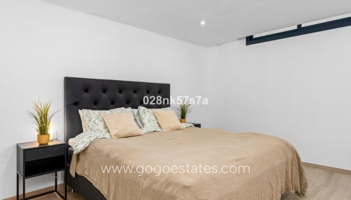 Te koop - Huis - Vrijstaande Villa - Orihuela - Lomas de Cabo Roig