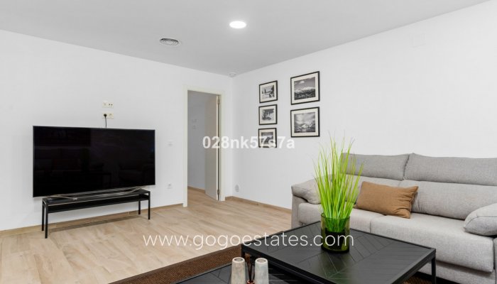 Te koop - Huis - Vrijstaande Villa - Orihuela - Lomas de Cabo Roig