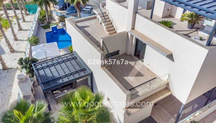 Te koop - Huis - Vrijstaande Villa - Orihuela - Lomas de Cabo Roig