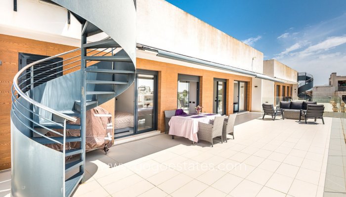 Te koop - Appartement - Penthouse Duplex - Orihuela - Villamartin