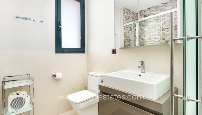 Te koop - Appartement - Penthouse Duplex - Orihuela - Villamartin