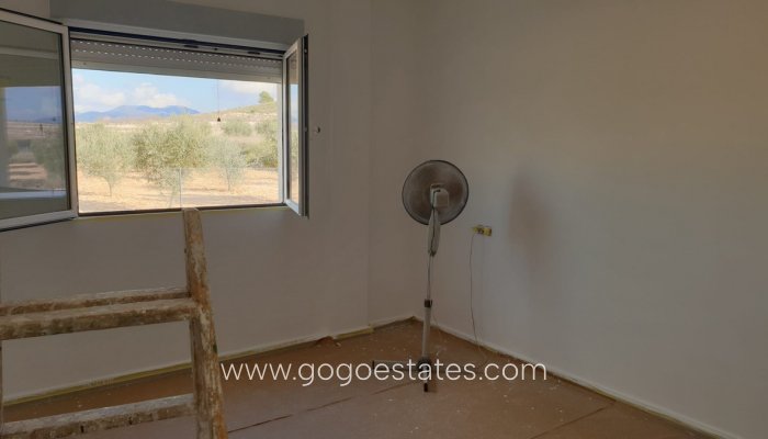 Te koop - Huis - Vrijstaande Villa - Pinoso - Pinoso Centro