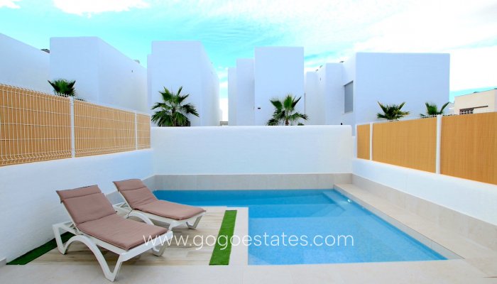 Te koop - Huis - Vrijstaande Villa - San Fulgencio - La Marina