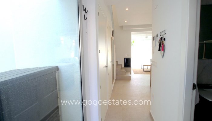 Te koop - Huis - Vrijstaande Villa - San Fulgencio - La Marina