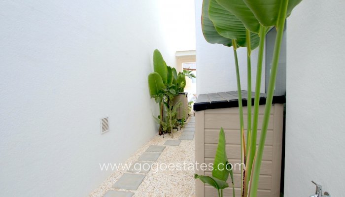 Te koop - Huis - Vrijstaande Villa - San Fulgencio - La Marina