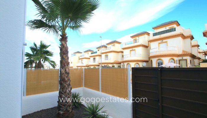 Te koop - Huis - Vrijstaande Villa - San Fulgencio - La Marina