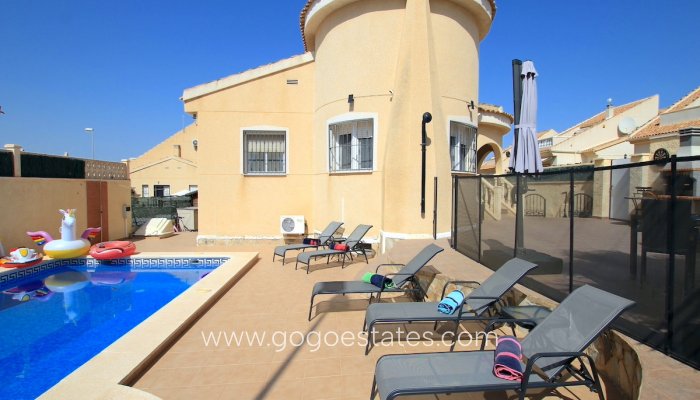 Te koop - Huis - Vrijstaande Villa - Rojales - Benimar