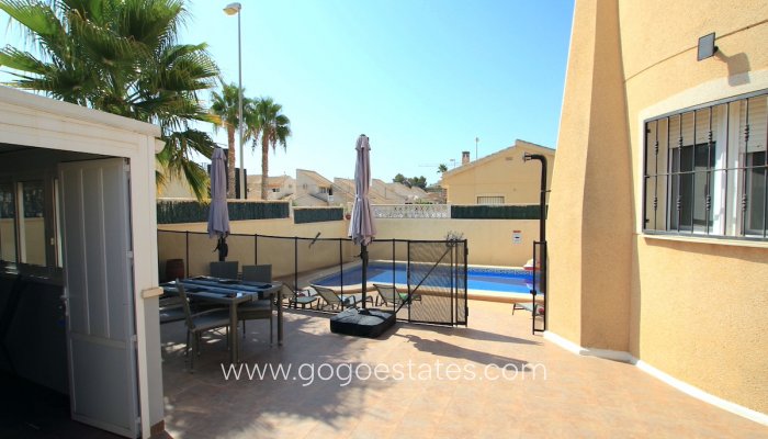 Te koop - Huis - Vrijstaande Villa - Rojales - Benimar