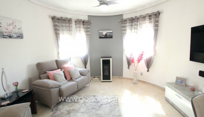 Te koop - Huis - Vrijstaande Villa - Rojales - Benimar