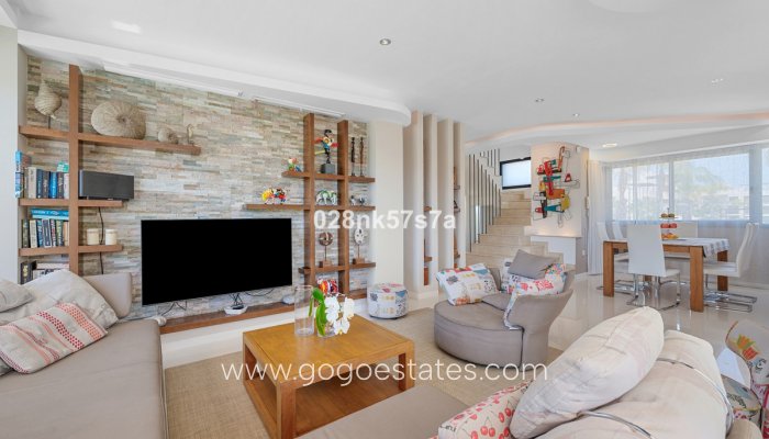 Te koop - Huis - Vrijstaande Villa - Orihuela - La Zenia