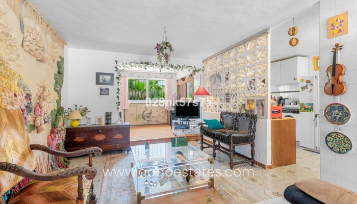 Te koop - Huis - Vrijstaande Villa - Orihuela - La Zenia