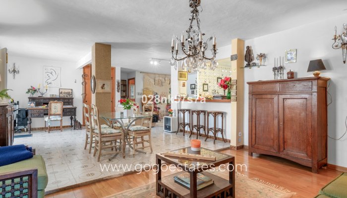 Te koop - Huis - Vrijstaande Villa - Orihuela - La Zenia