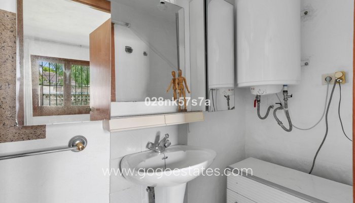 Te koop - Huis - Vrijstaande Villa - Orihuela - La Zenia