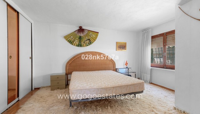 Te koop - Huis - Vrijstaande Villa - Orihuela - La Zenia