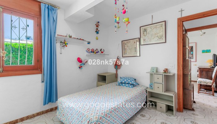 Te koop - Huis - Vrijstaande Villa - Orihuela - La Zenia