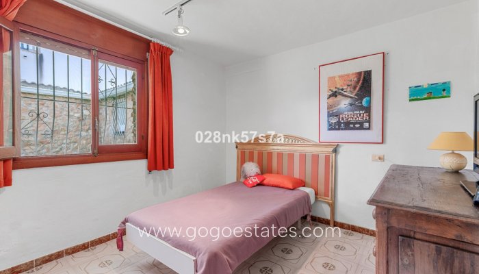 Te koop - Huis - Vrijstaande Villa - Orihuela - La Zenia