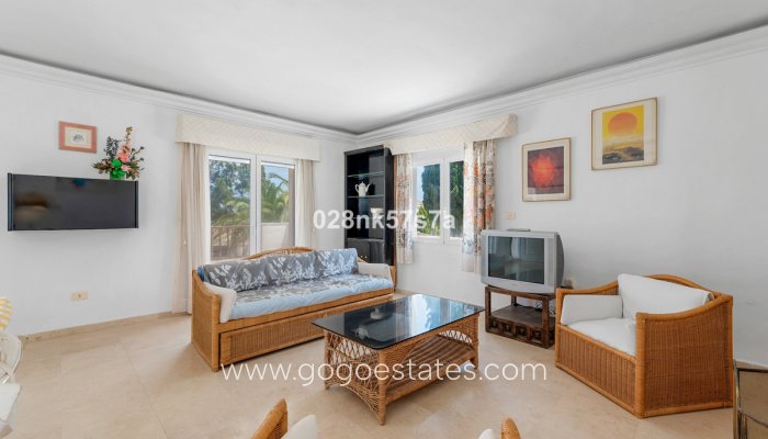 Te koop - Huis - Vrijstaande Villa - Orihuela - La Zenia