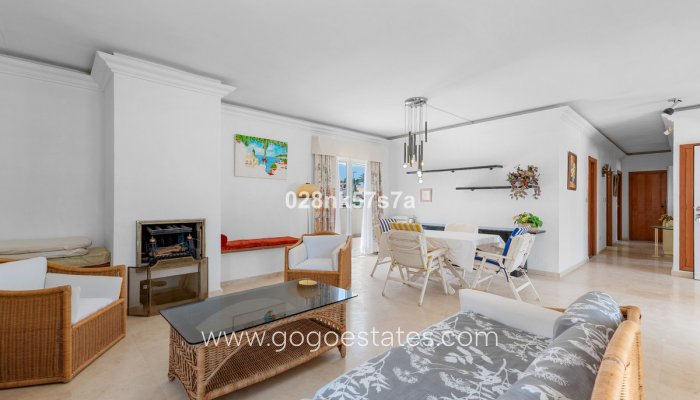 Te koop - Huis - Vrijstaande Villa - Orihuela - La Zenia