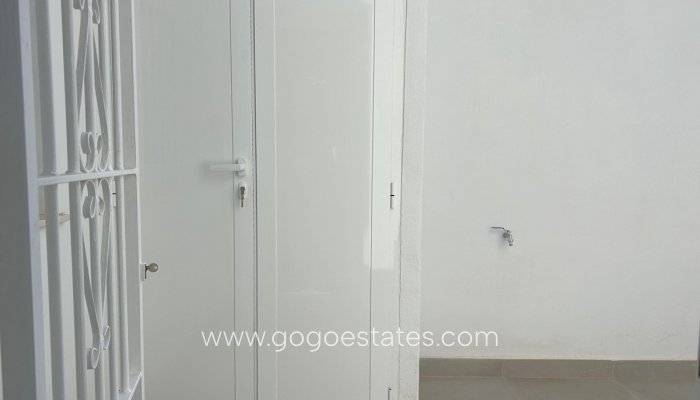 Te koop - Huis - Bungalow - Torrevieja - Nueva Torrevieja