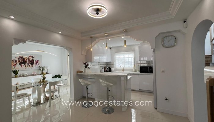 Te koop - Huis - Vrijstaande Villa - Algorfa - Algorfa Centro