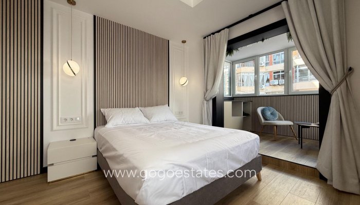 Te koop - Appartement - Appartement op de middelste verdieping - Alicante - Alicante Centro