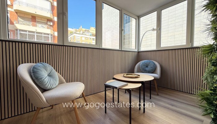 Te koop - Appartement - Appartement op de middelste verdieping - Alicante - Alicante Centro