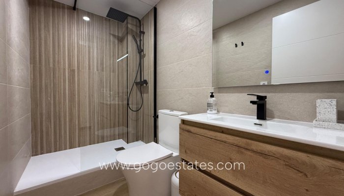 Te koop - Appartement - Appartement op de middelste verdieping - Alicante - Alicante Centro