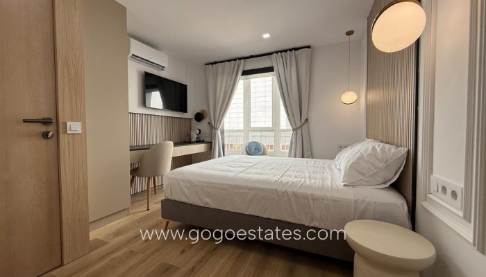 Te koop - Appartement - Appartement op de middelste verdieping - Alicante - Alicante Centro