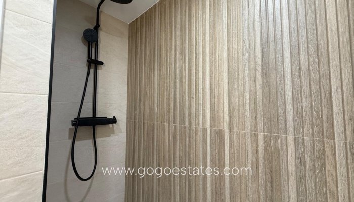 Te koop - Appartement - Appartement op de middelste verdieping - Alicante - Alicante Centro