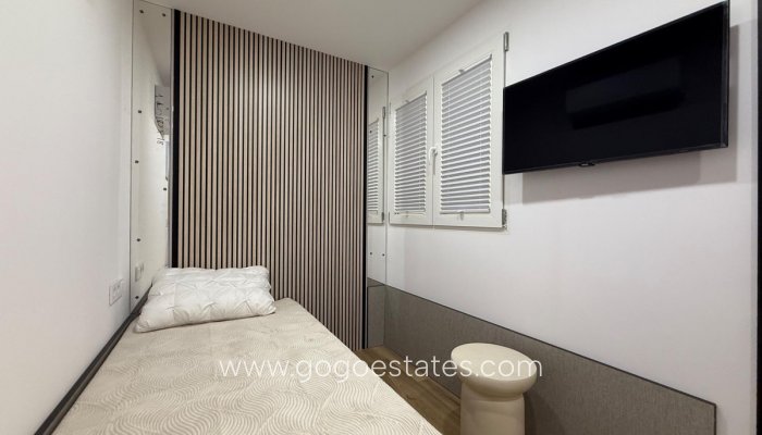 Te koop - Appartement - Appartement op de middelste verdieping - Alicante - Alicante Centro