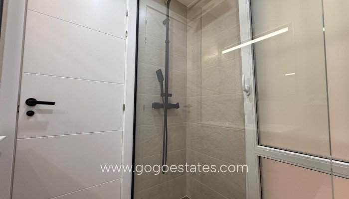 Te koop - Appartement - Appartement op de middelste verdieping - Alicante - Alicante Centro