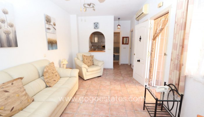 Te koop - Huis - Vrijstaande Villa - Orihuela - Playa Flamenca