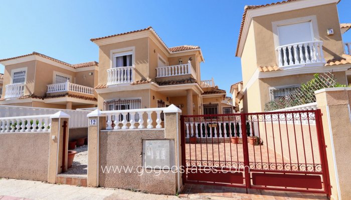 Te koop - Huis - Vrijstaande Villa - Orihuela - Playa Flamenca