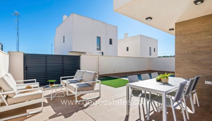 Te koop - Huis - Vrijstaande Villa - San Miguel De Salinas - San Miguel de Salinas Centro