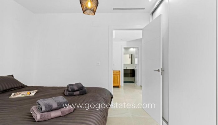 Te koop - Huis - Vrijstaande Villa - San Miguel De Salinas - San Miguel de Salinas Centro