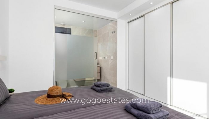 Te koop - Huis - Vrijstaande Villa - San Miguel De Salinas - San Miguel de Salinas Centro