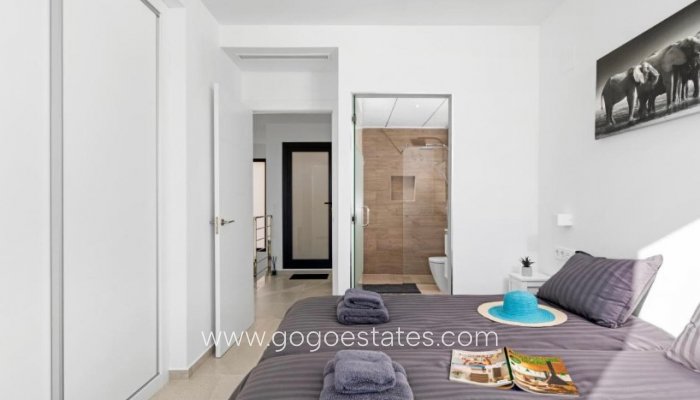 Te koop - Huis - Vrijstaande Villa - San Miguel De Salinas - San Miguel de Salinas Centro