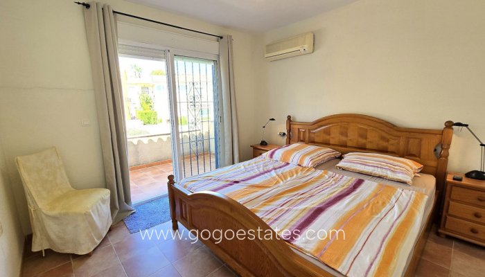 Te koop - Huis - Vrijstaande Villa - Orihuela - Orihuela Centro