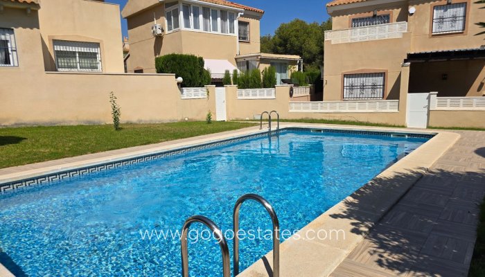 Te koop - Huis - Vrijstaande Villa - Orihuela - Orihuela Centro