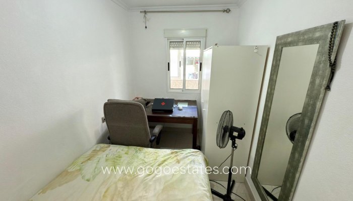 Te koop - Appartement - Appartement op de middelste verdieping - Alicante - Alicante Centro