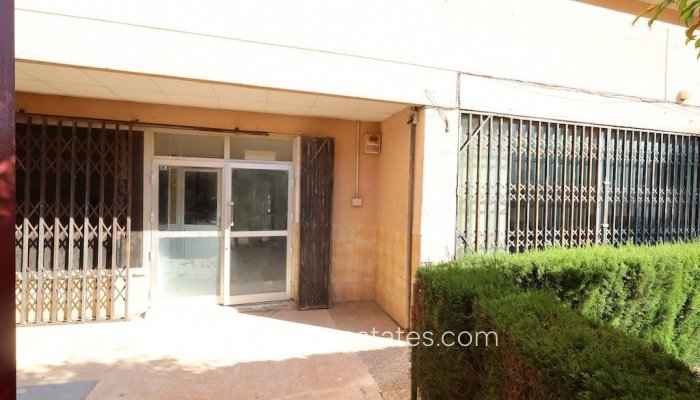 Te koop - Commercieel - Commerciële Ruimten - Orihuela - La Zenia