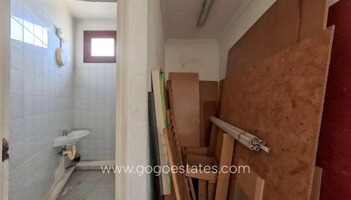 Te koop - Commercieel - Commerciële Ruimten - Orihuela - La Zenia