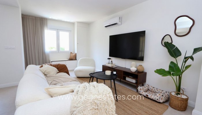 Te koop - Huis - Halfvrijstaande woning - Orihuela - Los Altos