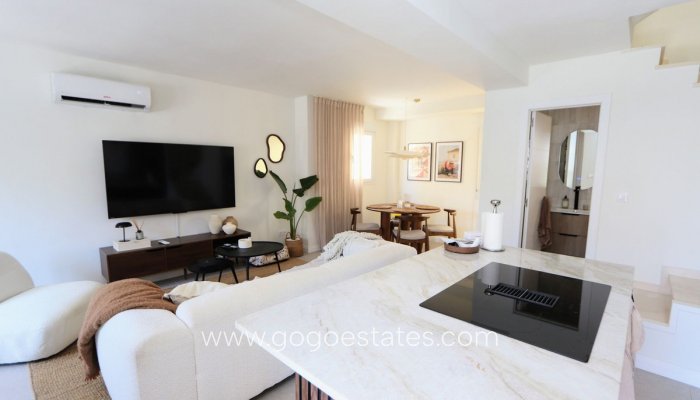 Te koop - Huis - Halfvrijstaande woning - Orihuela - Los Altos