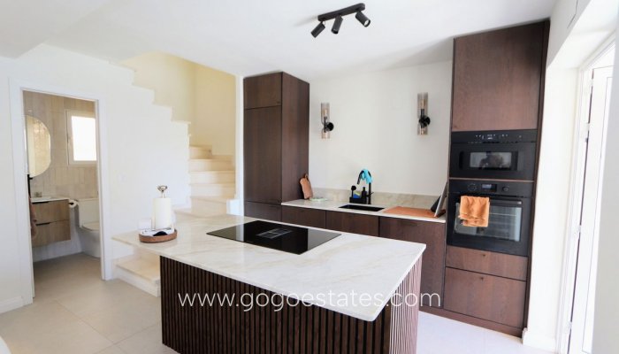 Te koop - Huis - Halfvrijstaande woning - Orihuela - Los Altos