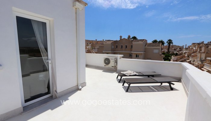 Te koop - Huis - Halfvrijstaande woning - Orihuela - Los Altos