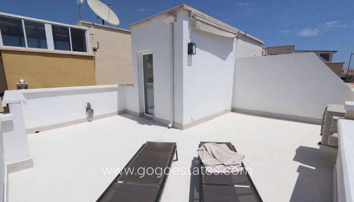 Te koop - Huis - Halfvrijstaande woning - Orihuela - Los Altos