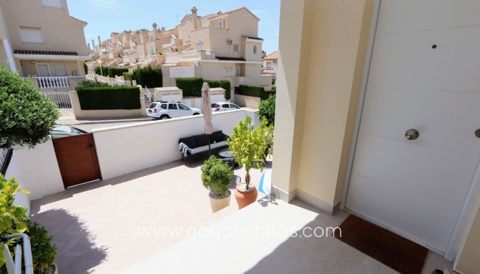 Te koop - Huis - Halfvrijstaande woning - Orihuela - Los Altos